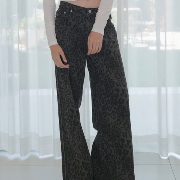 LEOPARD WIDE PANTS [KHAKI]