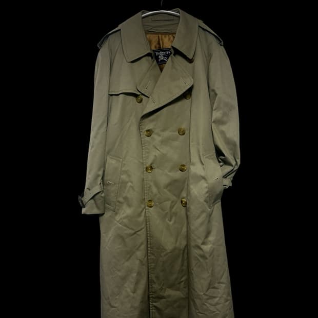 버버리 더블 트렌치 코트