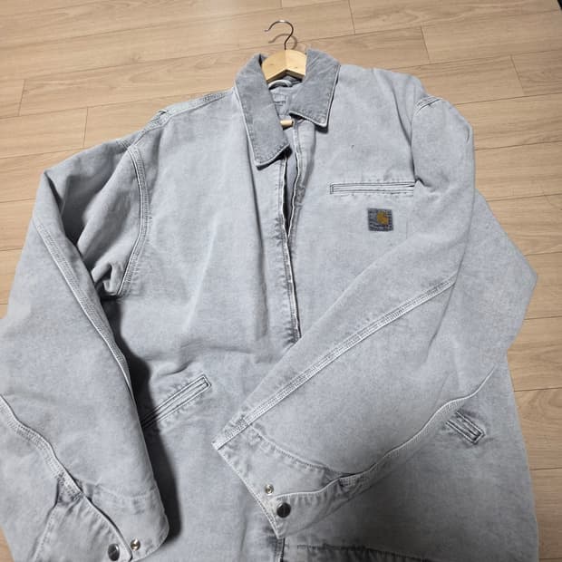 칼하트 디트로이트 2xl 칸예 모델