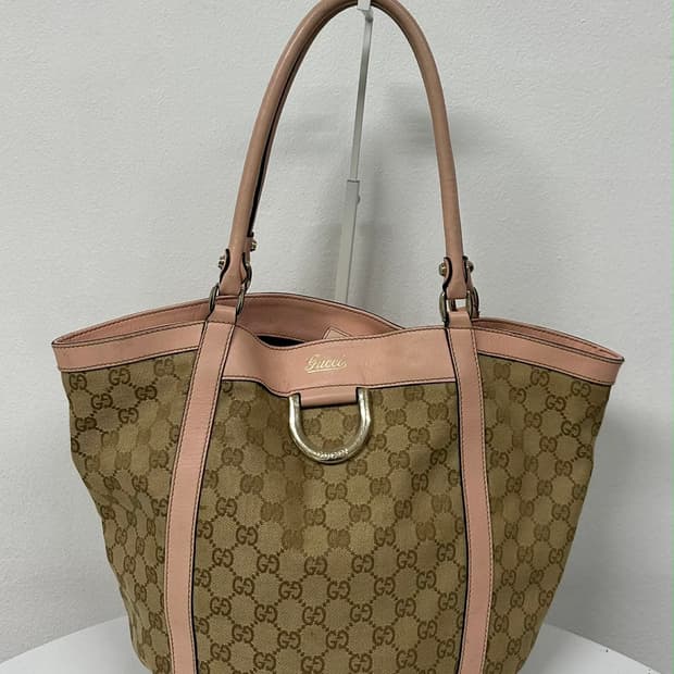 구찌 GG 캔버스 핑크 D링 버킷 쇼퍼 토트백