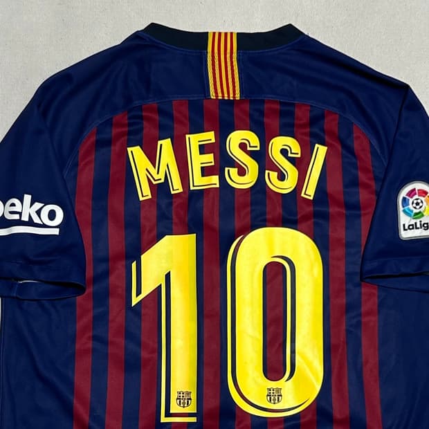 L 나이키 바르셀로나 18-19시즌 No.10 메시 반팔유니폼