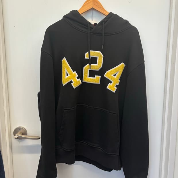 424 yellow logo hoodie