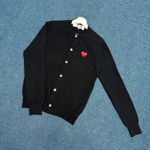 [공용S] 꼼데가르송 가디건