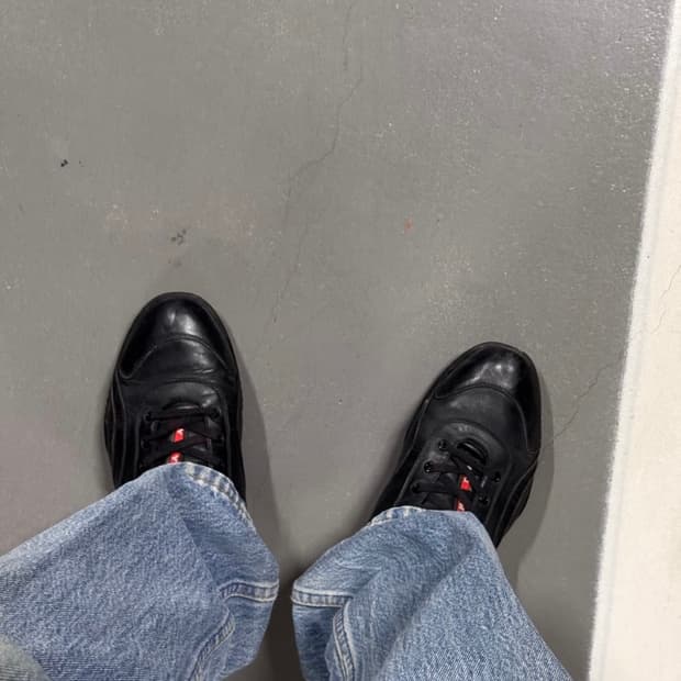 빈티지 프라다 스포츠 스니커즈 265