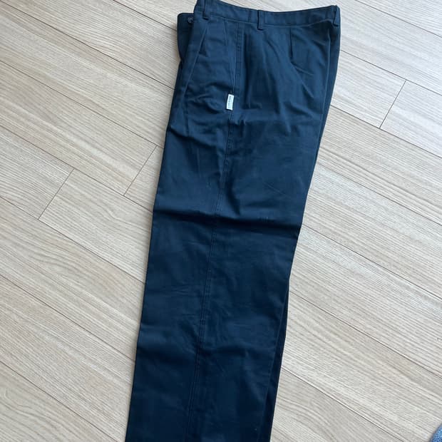 에이카화이트 치노팬츠 네이비 L 사이즈