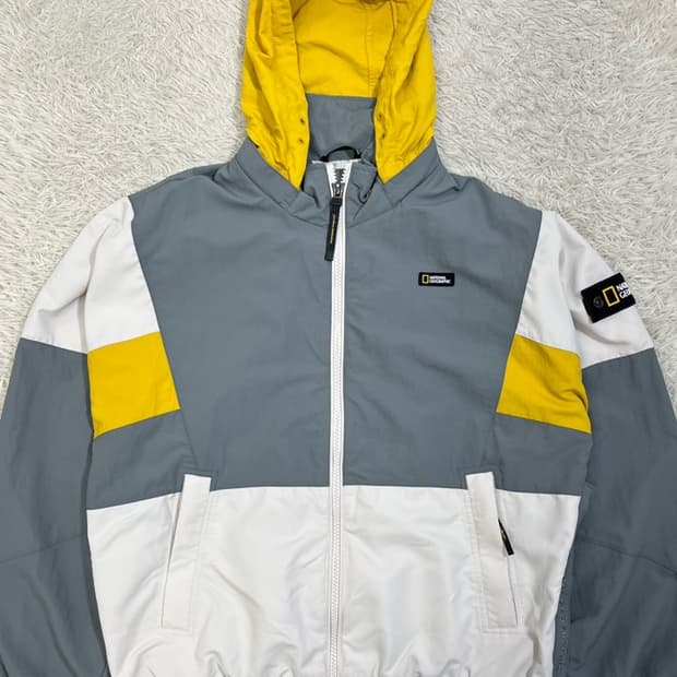 내셔널지오그래픽 바람막이/#359