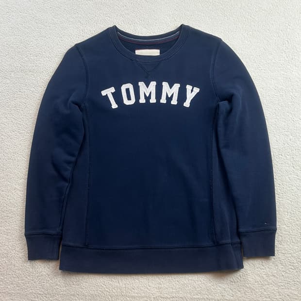 타미힐피거 맨투맨