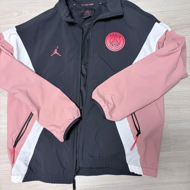 나이키 조던 파리 바람막이