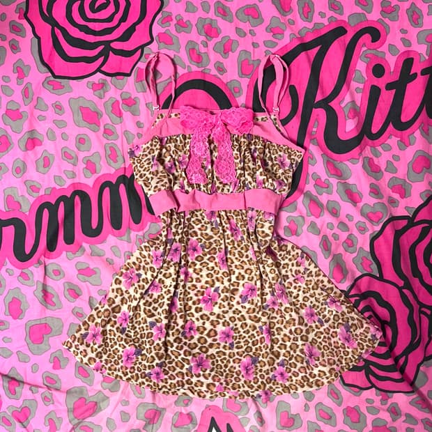 핑크 히비스커스 레오파드 리본 슬리브리스 히메 오네갸루 y2k 빈티지