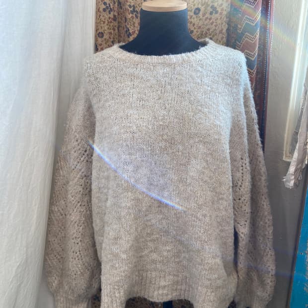 라이트베이지 울혼방 니트(L)