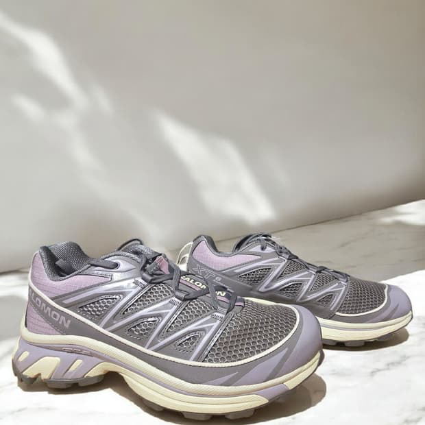 살로몬 XT-6 익스펜스 플럼 키튼270,275사이즈  판매합니다