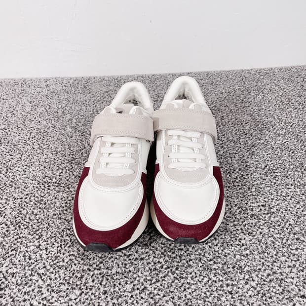 (정품/새상품) DKNY 여성 스웨이드 레더 벨크로 스니커즈