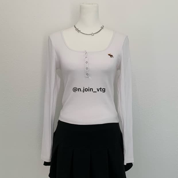 아베크롬비 헨리넥 화이트 롱슬리브