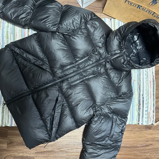 CP 컴퍼니 디디쉘 패딩 M사이즈 판매합니다!