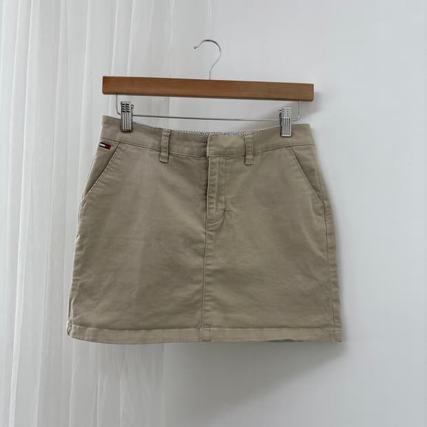 타미힐피거 Tommy Hilfiger 치노 미니스커트