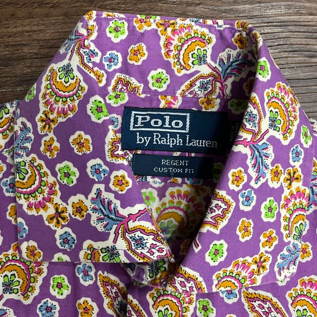 폴로 와이드카라 페이즐리 패턴 셔츠 퍼플