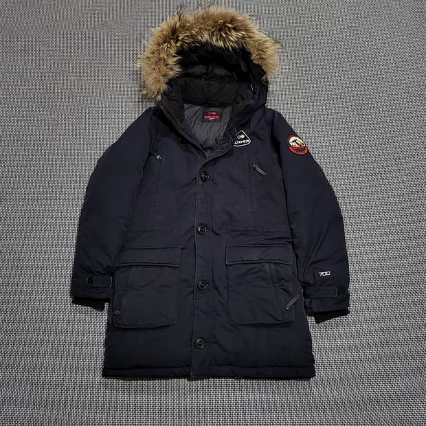 (여성) 아이더 필파워 700 덕다운 패딩 점퍼 (M)