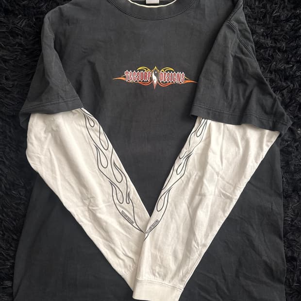 T&C SURF DESIGNS black& white slee