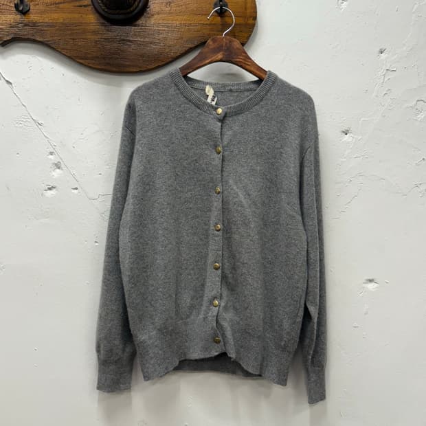 55) Cashmere 100% Wool Cardigan