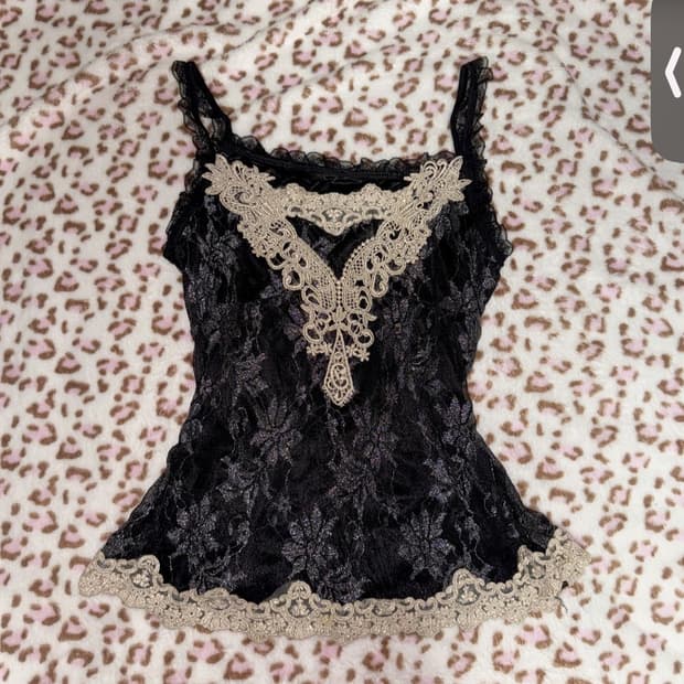 고딕 갸루 오리엔탈 페어리 레이스 자수 슬리브리스 나시 민소매