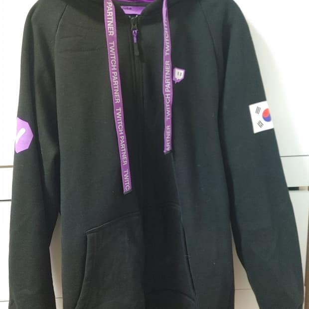 트위치 파트너 후드집업 프리사이즈