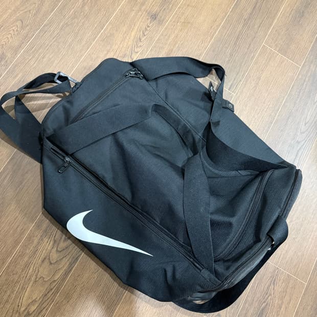 나이키 브라질리아 더플백