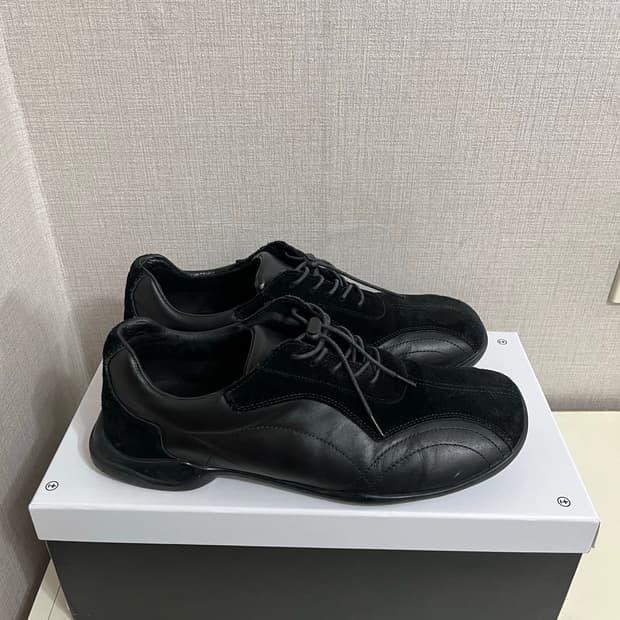 PEMONT x NOUN  SQUARE BLACK