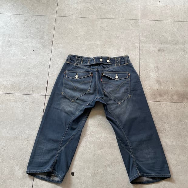 리바이스 엔지니어드 진스 7부 데님팬츠 청바지
