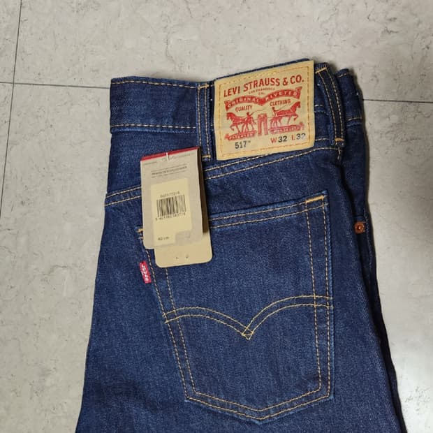 새상품)현행 리바이스 517 린스(인디고) 팝니다.