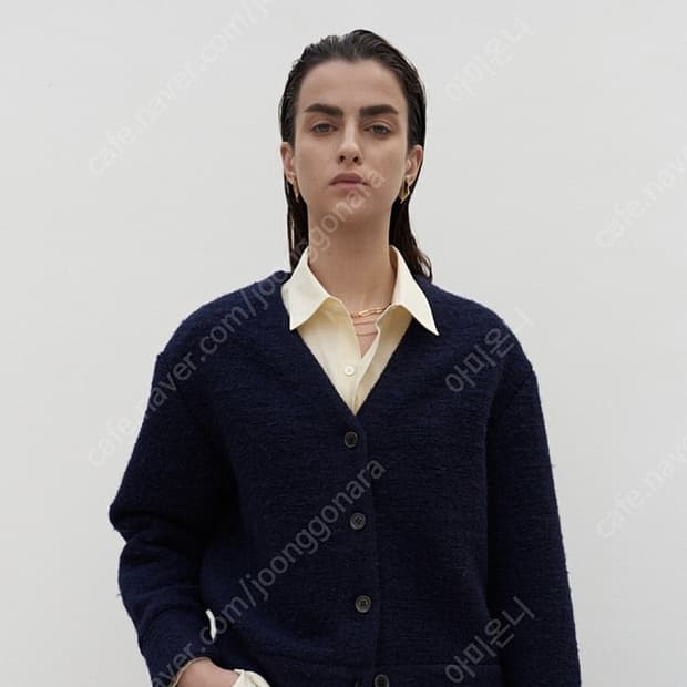1 라벨아카이브 플러피 네이비 가디건