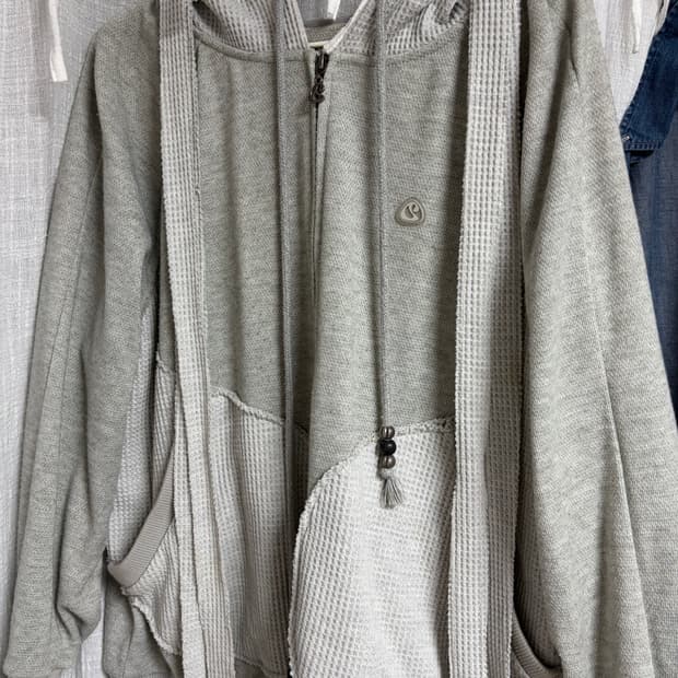코이세이오 이어머프 후드집업 그레이