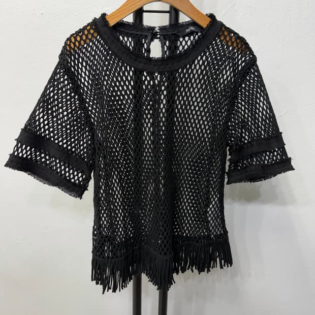 정품) 세컨플로어 한섬 블랙 망사 반팔 티셔츠 82