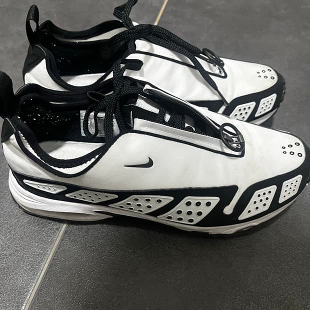 Nike sndr white 270