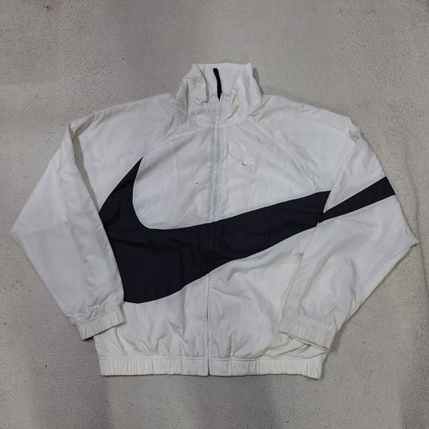 나이키  바람막이M