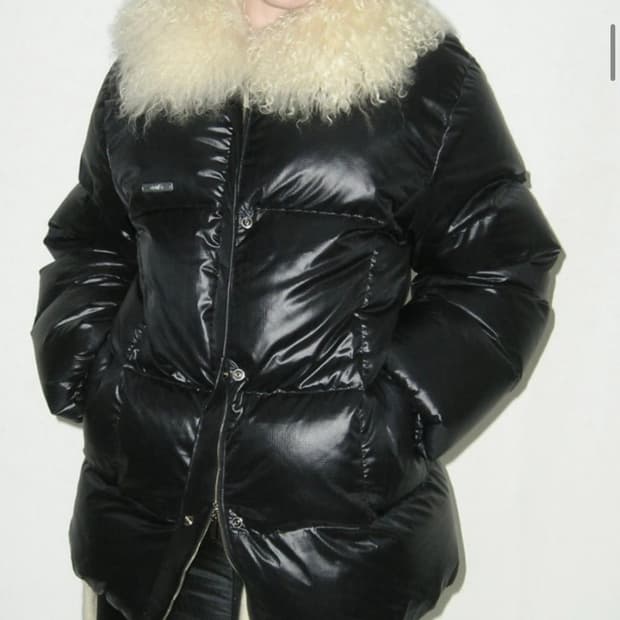 Eonts 에옹쓰 트리밍 퍼 패딩 자켓