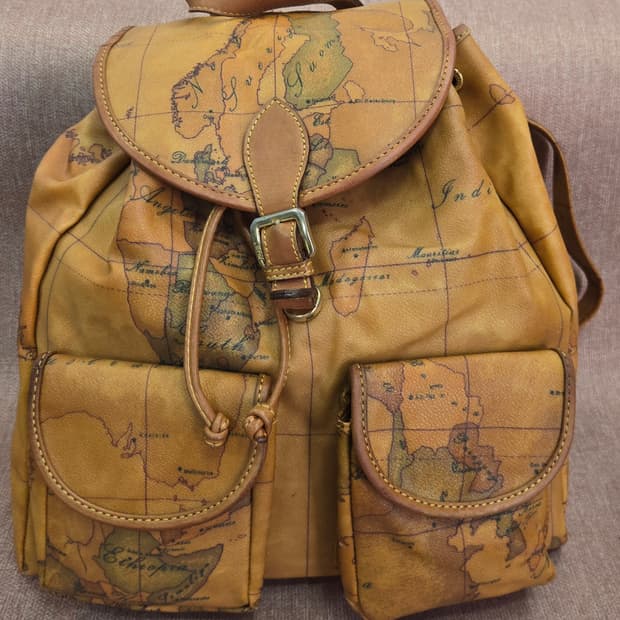 정품] 프리마클라쎄 알비에로 마르티니 세계지도 빈티지 백팩