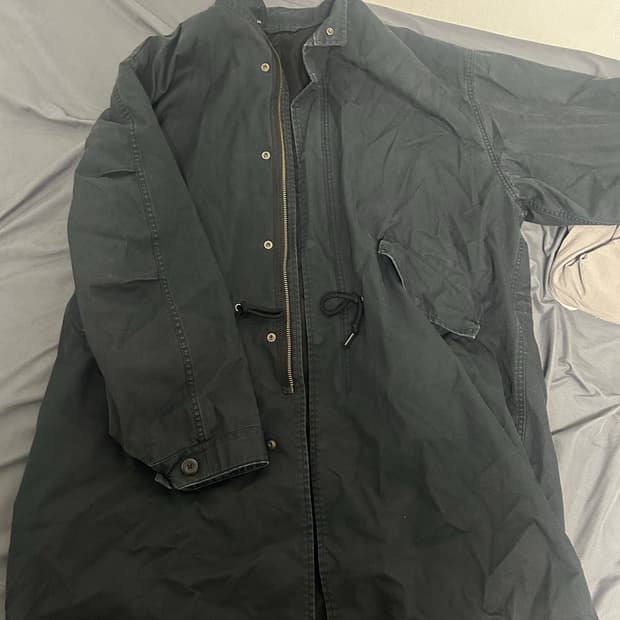무탠다드 검정색 야상 2xl 사이즈 팝니다