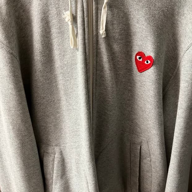 꼼데가르송 후드 집업