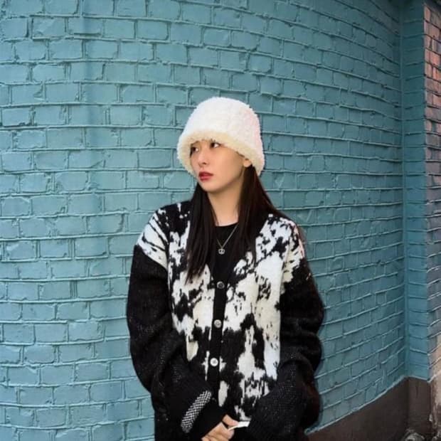 노메뉴얼 가디건 (슬기착용)