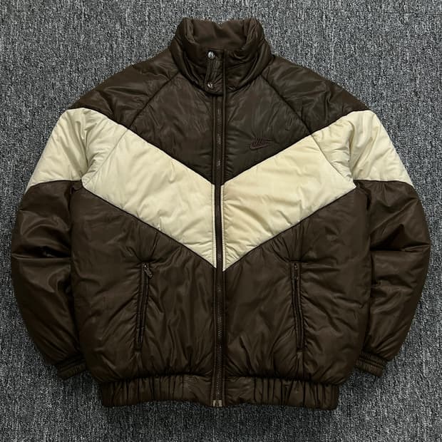 나이키 00‘s 브라운 숏패딩 L