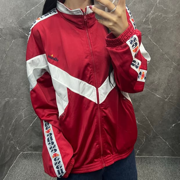Ellesse 바람막이 s366