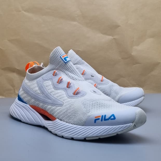 휠라 RGB 플렉스 뉴데이 운동화 220