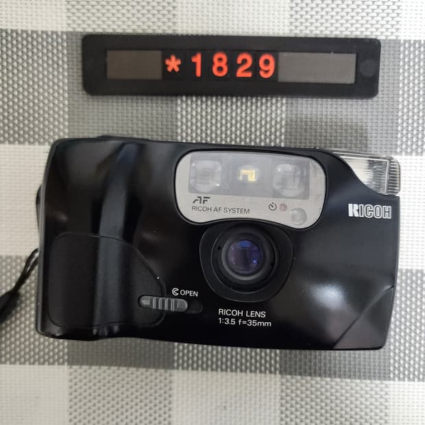 리코 샷마스터 AF 슈퍼 데이터백 필름카메라