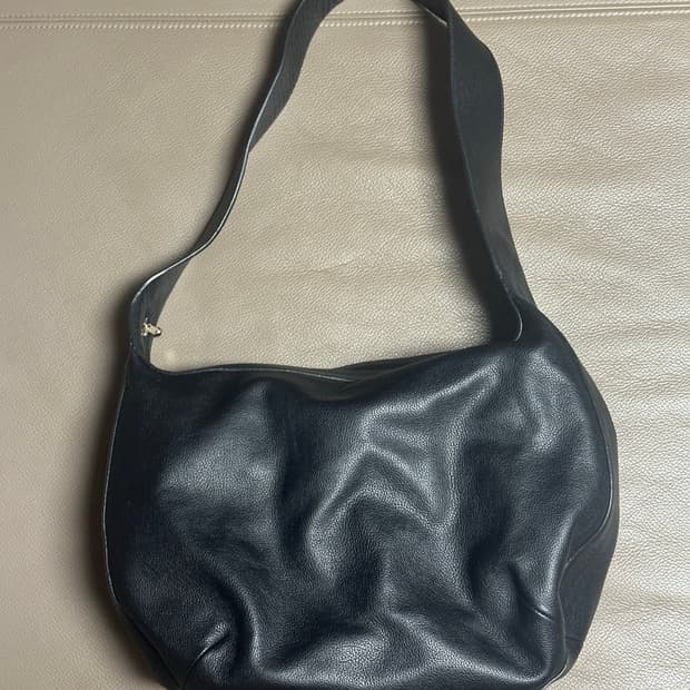 Cos 가죽 가방