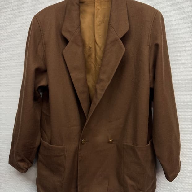 버버리 카멜색 금장버튼 울 블레이저 M~L
