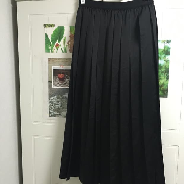 S 일본빈티지 유니클로 cos 플리츠 양면 스커트 블랙