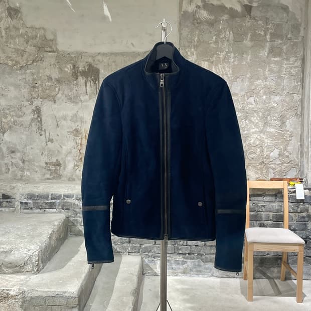 아르마니 익스체인지 미드나잇 블루 투 웨이 스웨이드 레더 자켓