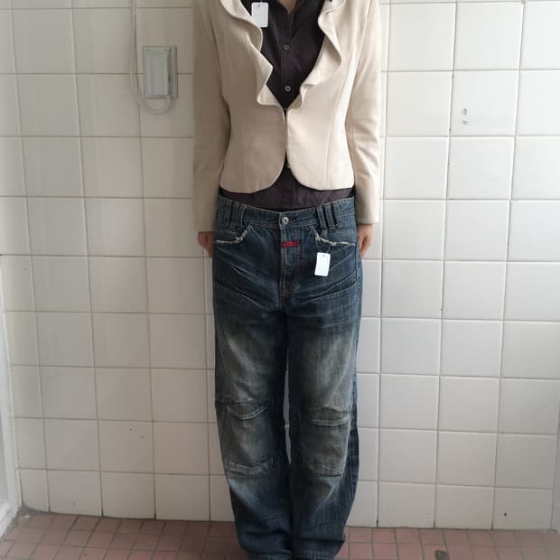 Ruffle point fake suede jacket