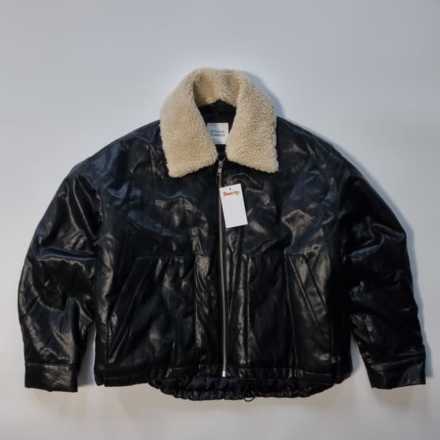 톰보이 크롭 무스탕 