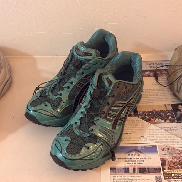 아식스x언어펙티드 265